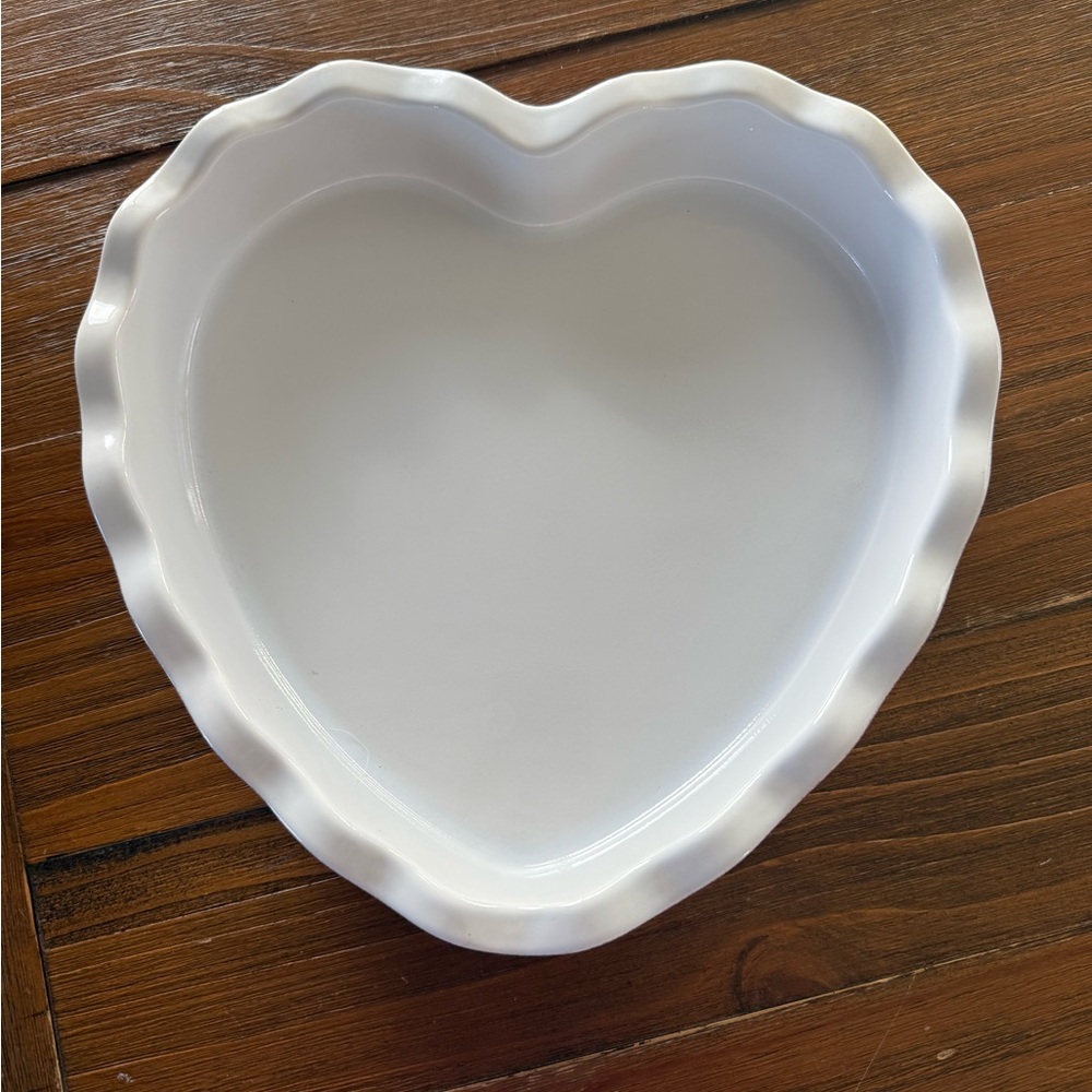 Emile Henry Heart-Shaped pie dish